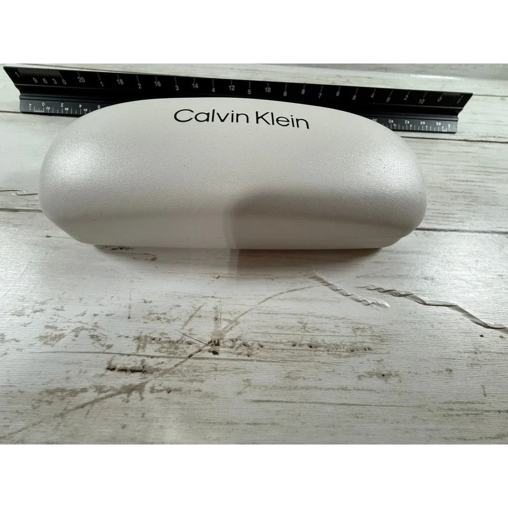 Calvin Klein White Hardshell Sunglasses Eyeglasses Case Minimalist‎ Clamshell
